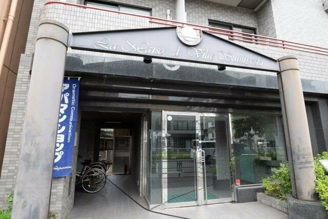 墨田区江東橋５丁目の賃貸マンションのエントランス