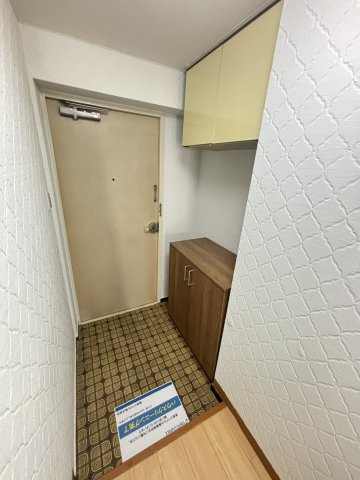 府中田園キャッスル府中の玄関