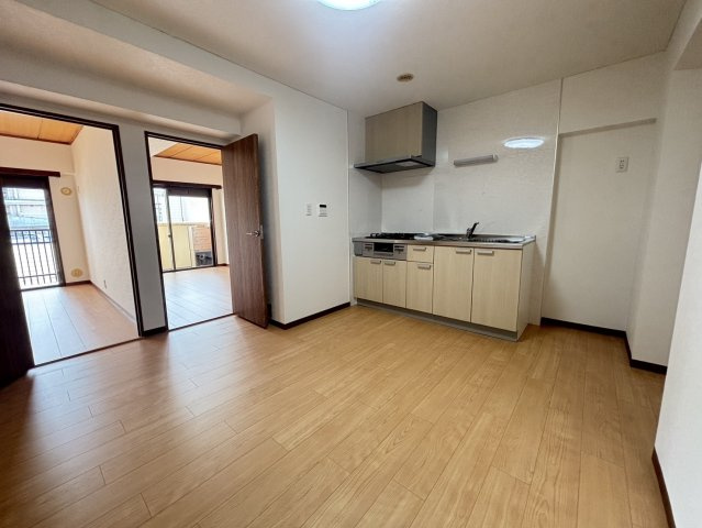 府中田園キャッスル府中の居間・リビング