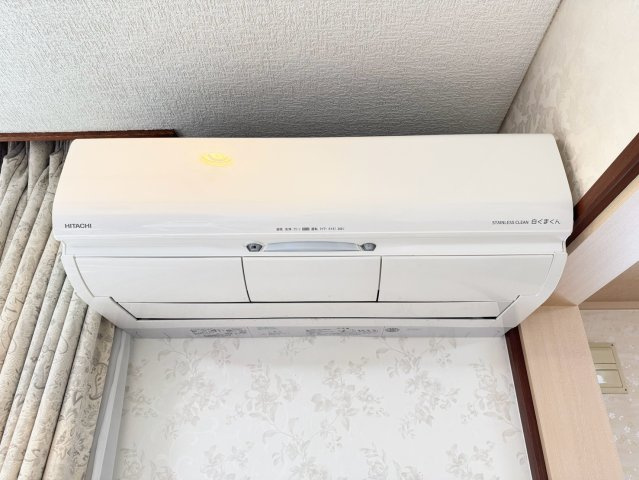 北49条東10丁目　一戸建てのその他|1階リビングダイニングにあるエアコン