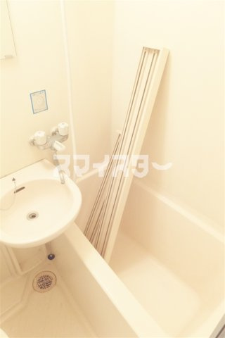 アーバンヒルズ高砂の浴室|※別部屋参考写真