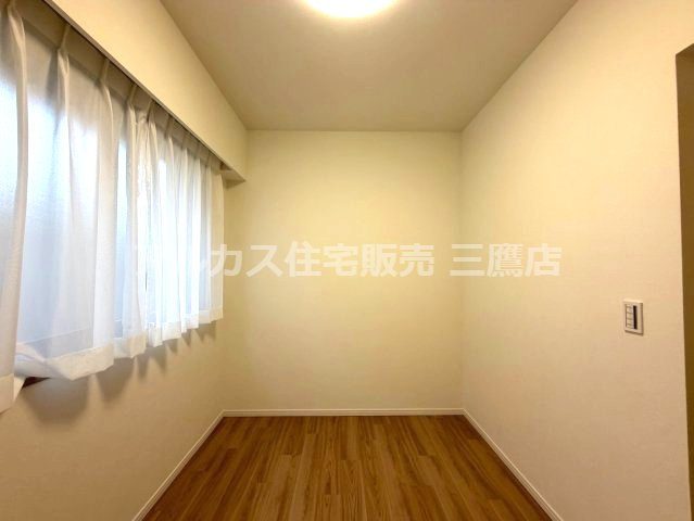 アールヴェール荻窪北の洋室