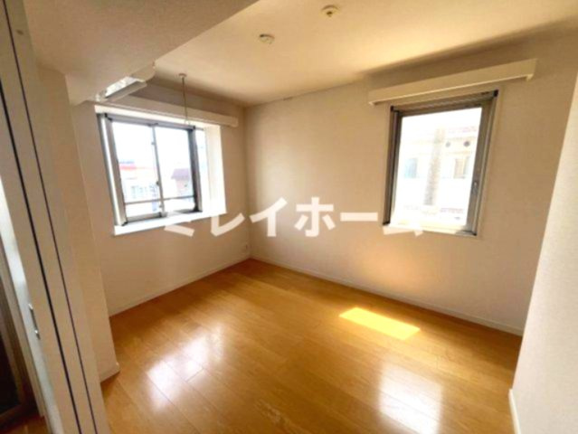 柳原池上マンションの寝室