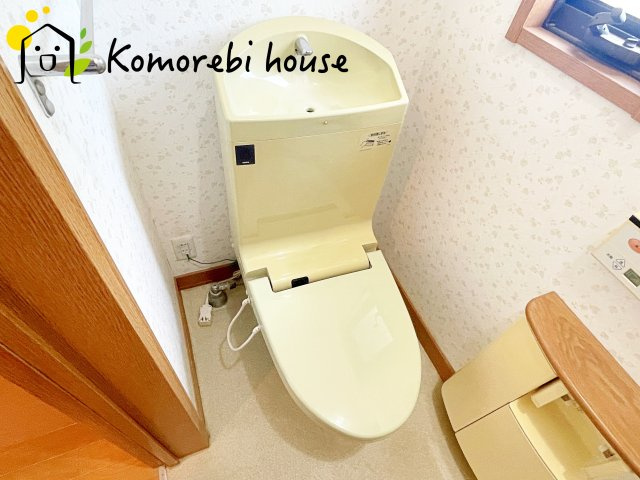 上尾市小泉　中古戸建のトイレ|コンパクトで使いやすいトイレです