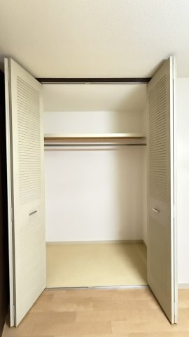 篠原台貸家の収納