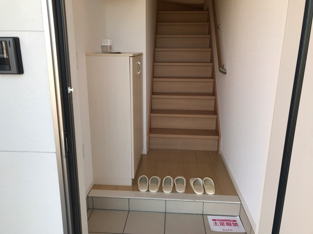 コンフォースの玄関