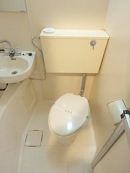 エクセレント羽衣のトイレ|落ち着いたトイレです