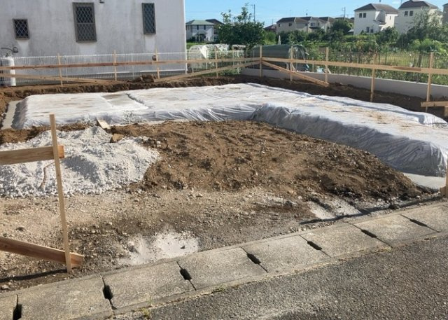 【防犯設備】 | 当然のことではありますが、オートロックやセンサーライト、ホームセキュリティーなどの防犯設備があれば、小さいお子様がいるご家庭も安心ですよね！まず物件購入の際は、防犯設備もチェックするようにしましょう。