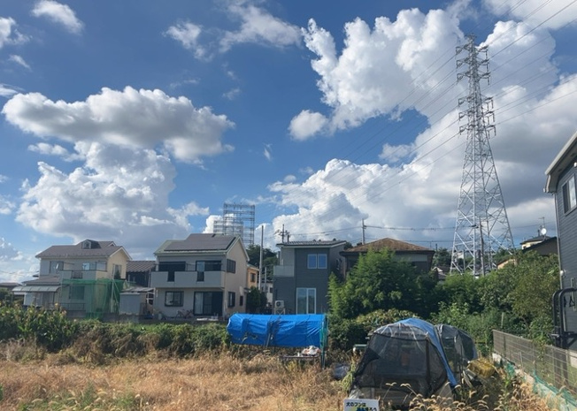 【展望】 | 眺望を気にして物件を探す場合、前面に建物が建っていないか現地で確認しましょう！前面に建物があると景色はもちろん、日当たりや風通しにも影響が出てきます。住んだ時のことを想像しながら現地見学をしましょう。