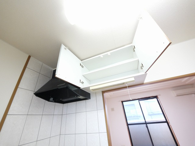 コンフォールレジデンスのキッチン|きれいなキッチンです