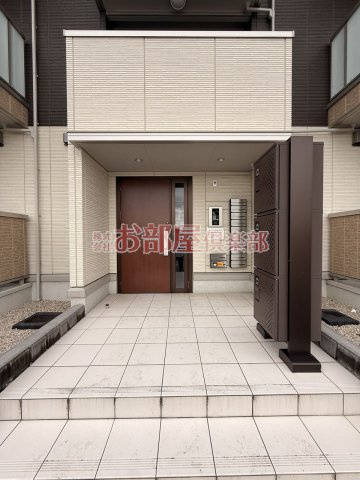 レガートⅡのエントランス|建物の内部です