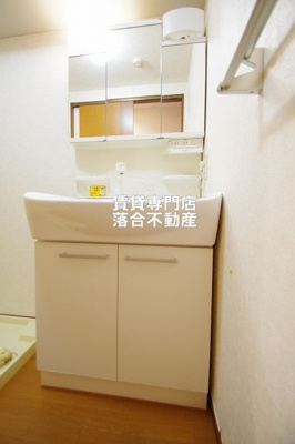 【独立洗面台】 | グランデュール橋本 | 独立洗面化粧台付き
