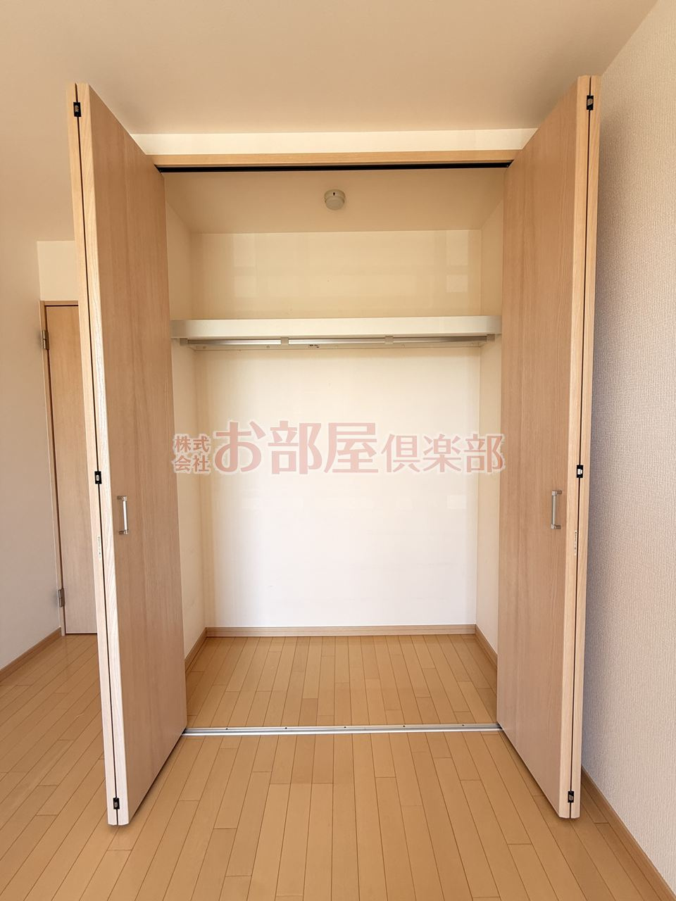 ルネス荒木五番館の収納|小物を収納するのに便利です