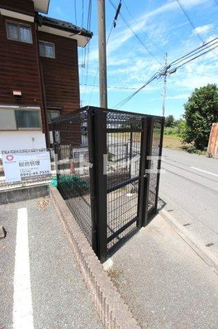 アヴァンセのその他共用部分|敷地内ゴミ置場です