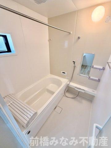 【新築】前橋市北代田町2期　２号棟(全３棟)　アーバンスタイル　新築建売分譲の浴室|コンパクトで使いやすいお風呂です