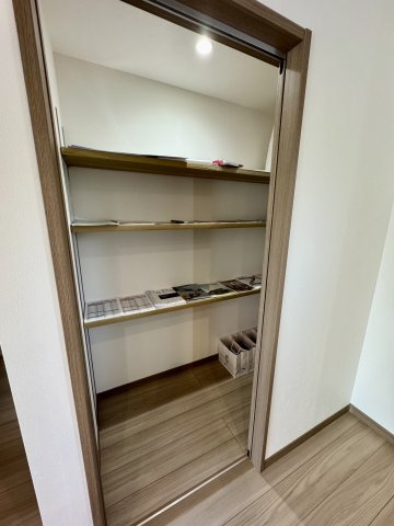 【新築平屋Z空調】渋川市行幸田　限定1棟　新築建売の収納