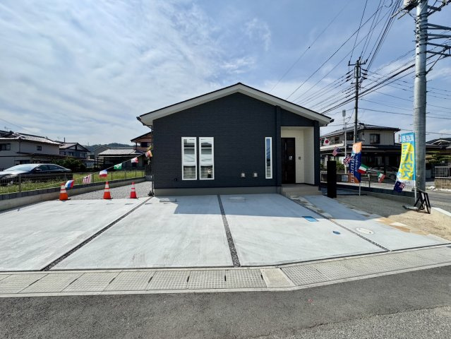 【新築平屋Z空調】渋川市行幸田　限定1棟　新築建売の外観