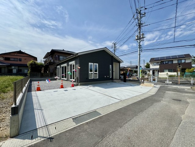 【新築平屋Z空調】渋川市行幸田　限定1棟　新築建売の前面道路含む現地写真