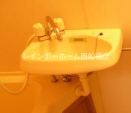 isメゾン西船橋の洗面所