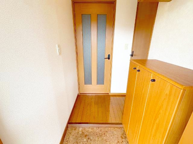 熊本市西区蓮台寺３丁目のアパートの玄関|玄関