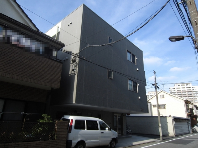 諏訪ハイムの外観|南向きで陽当たりが良い物件です☆