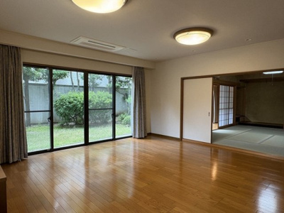 【居間・リビング】 | ベルヴィ本山中町