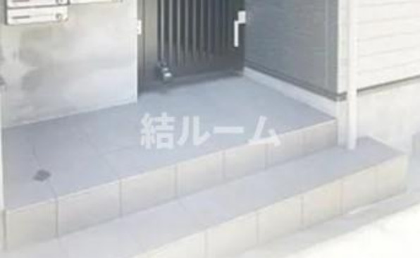 板橋区赤塚１丁目のアパートのエントランス