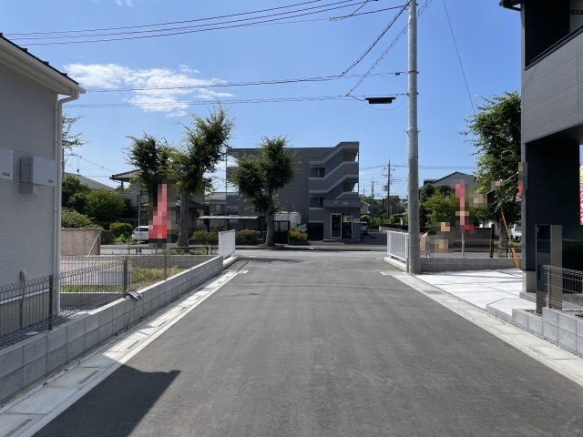 【前面道路含む現地写真】 | 久喜市西28区画　新築戸建　全28棟　1号棟