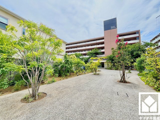 リアージュ西宮門戸厄神の外観|大切なペットと一緒に暮らせる住まいです（規約制限有）。