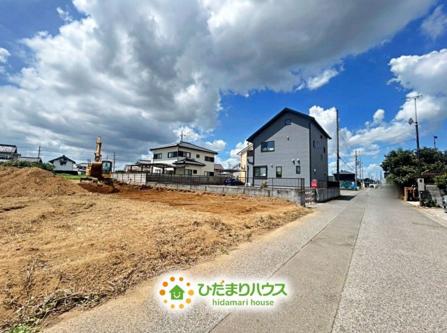 古河下辺見第８　新築一戸建て　01　リーブルガーデンの前面道路含む現地写真|2026/08/07　撮影