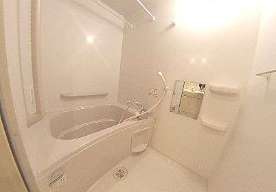 ルチャーマの浴室|コンパクトで使いやすいお風呂です