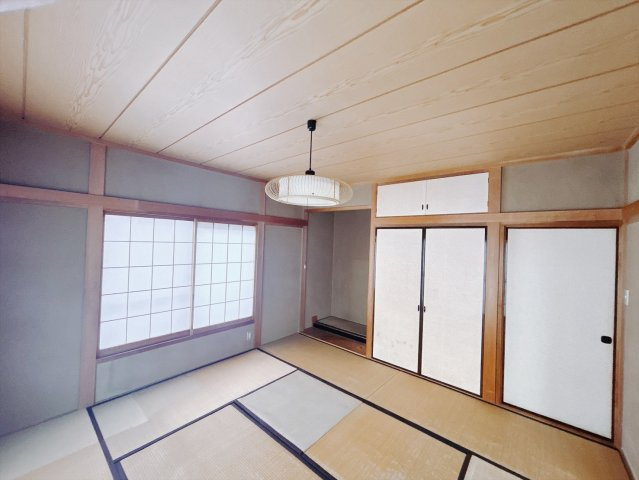 【中古戸建】高崎市吉井町南陽台2丁目の和室|■2階和室｜和室でしか味わえない畳ならではの香りや素材で和のやすらぎを感じてください♪休日はお子様とお昼寝するのにも最適です！