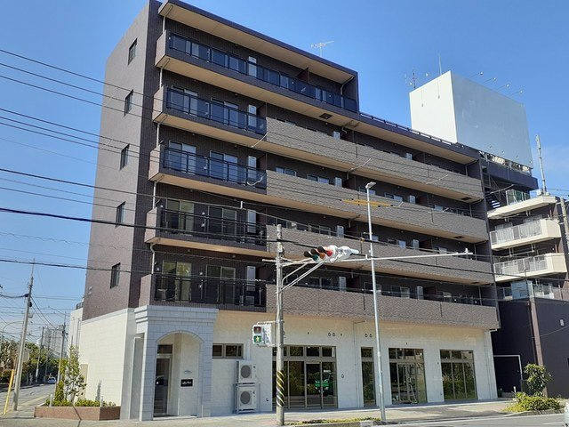 ラ　メッゾの外観