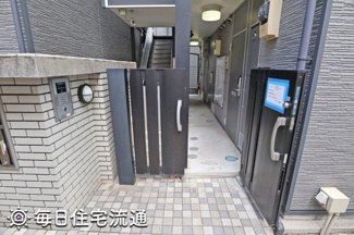 【エントランス】 | ルミエール駒場東大
