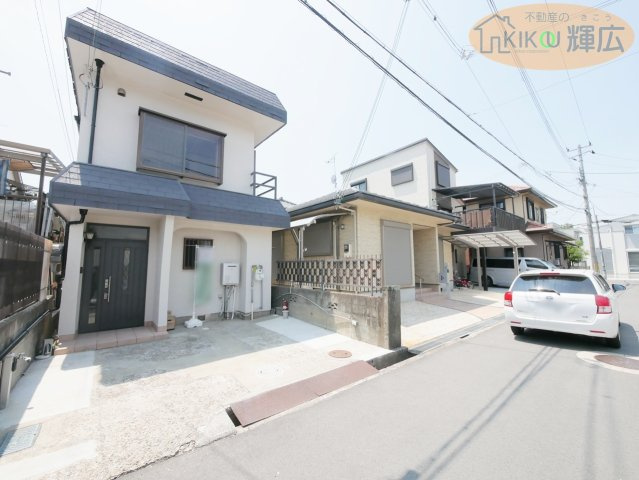 加古川市平岡町二俣　中古戸建の駐車場