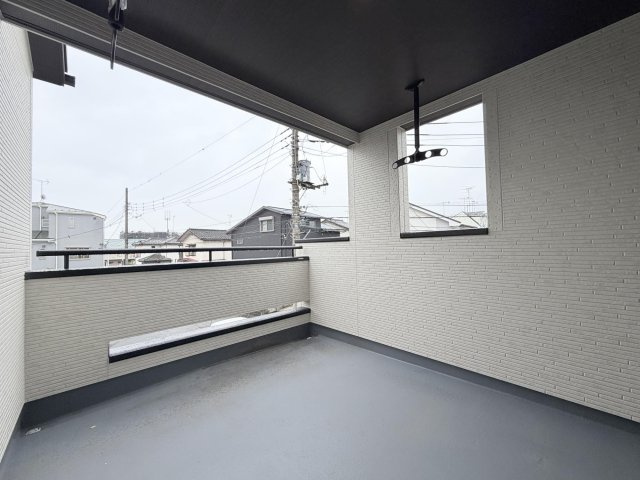 【バルコニー】 | 厚木市妻田東　限定１棟　新築住宅