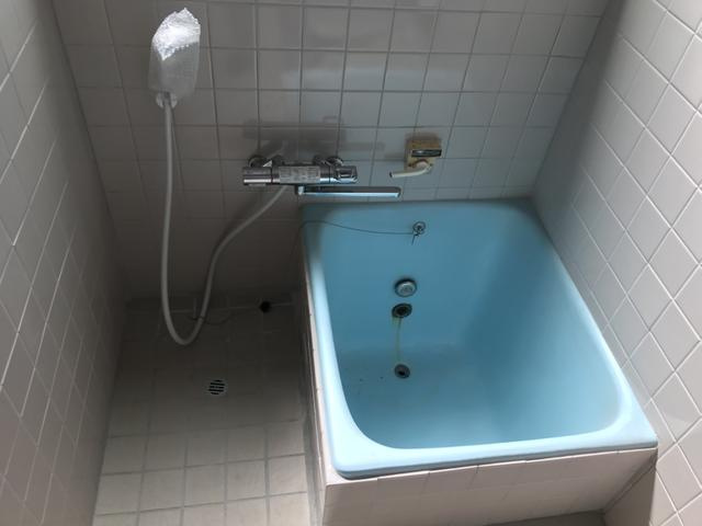 西貸家の浴室|コンパクトで使いやすいお風呂です