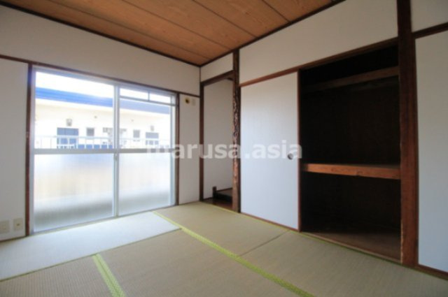 望洋マンションの和室