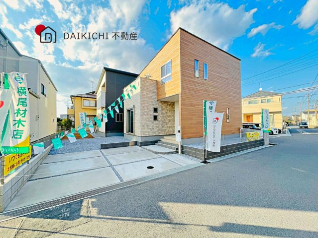 【前面道路含む現地写真】 | 久喜市青葉第7期　ワイウッドコート　新築戸建　全3棟　2号棟