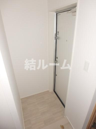 豊島区東池袋２丁目のアパートの玄関