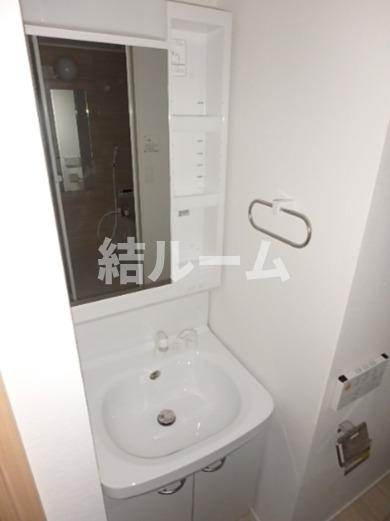 豊島区東池袋２丁目のアパートの洗面所