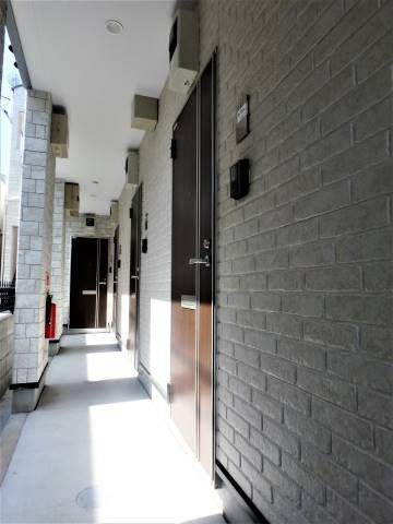 新宿区高田馬場２丁目のアパートの玄関|落ち着いた玄関です