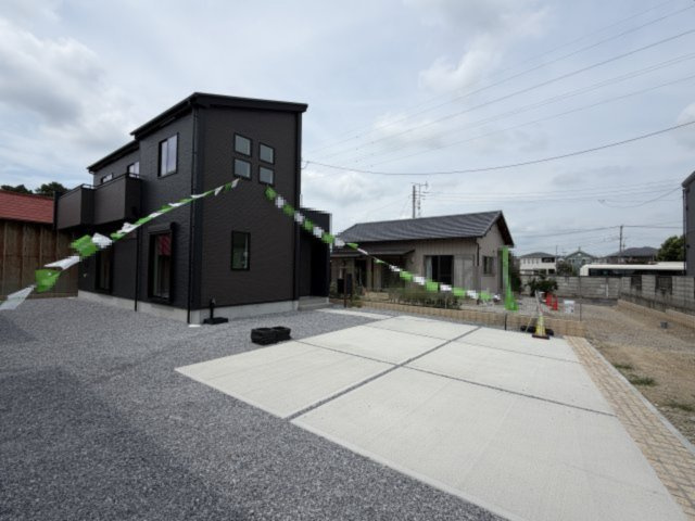 【前面道路含む現地写真】 | 久喜市栗原　GRAFARE　新築戸建　全1棟　1号棟