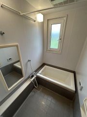 【浴室】 | 大館市柄沢字山王台5-3・中古住宅☆期間限定現況販売☆