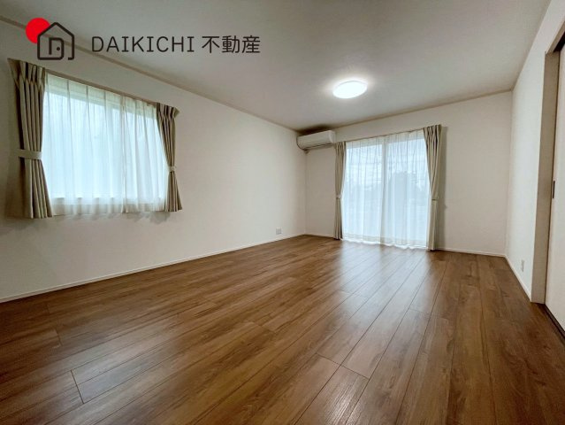 【洋室】 | 久喜市上内　中古戸建