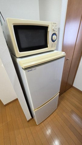 スカイコート神楽坂弐番館のキッチン|電子レンジ・冷蔵庫