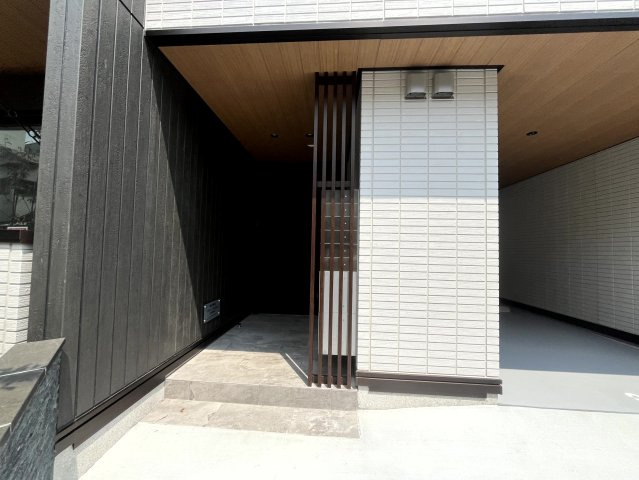 セレスティア中央Ⅱのエントランス
