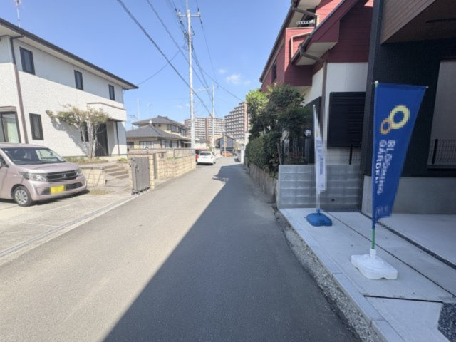 【前面道路含む現地写真】 | 久喜市久喜北1丁目 3期　新築戸建　全2棟　1号棟