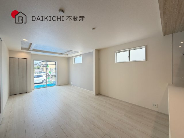 【居間・リビング】 | 久喜市青葉5丁目　新築戸建　全1棟　1号棟