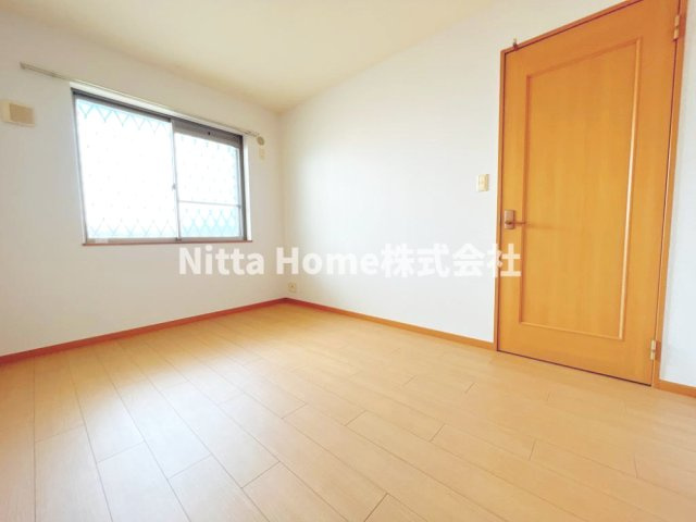 舞鶴市倉梯町の賃貸マンションの洋室|６帖以上の洋室が２室あります★